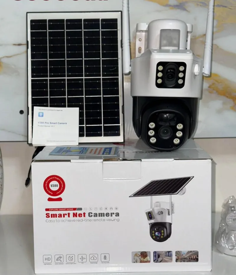 Camera Paneaux solair double lence V380